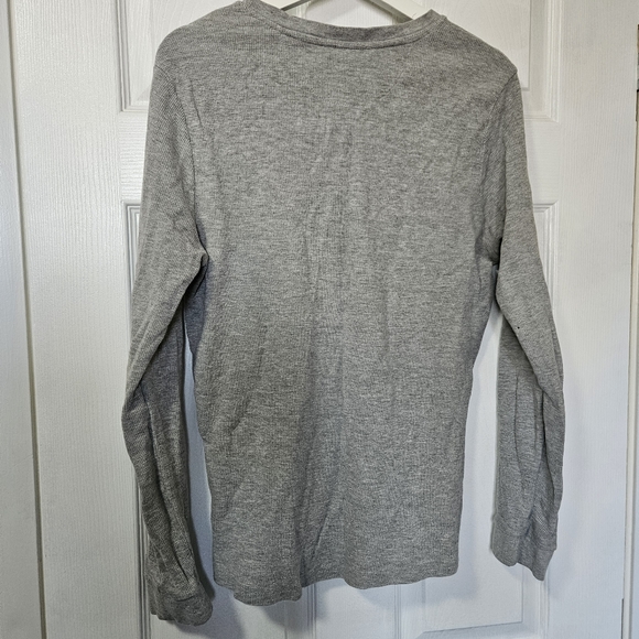 Grey Henley waffle knit long sleeve shirt - Picture 4 of 9